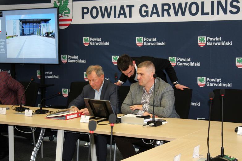 Pat w Radzie Powiatu Garwolińskiego /AUDIO/