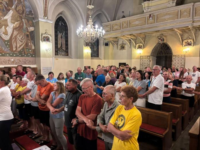 Trud drogi i siła wspólnoty. Szósty dzień Pieszej Pielgrzymki Drohiczyńskiej na Jasną Górę /AUDIO/